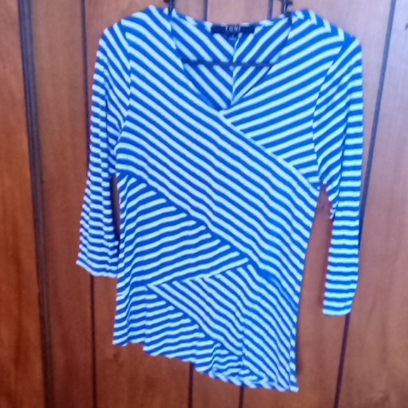 Long sleeve top - Picture 1 of 2